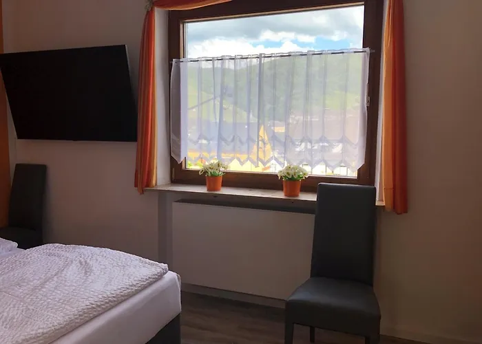 Joanna Mit Burgblick דירה *